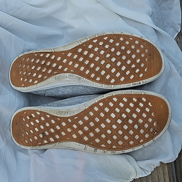 Hey Dudes - Picture 2 of 3